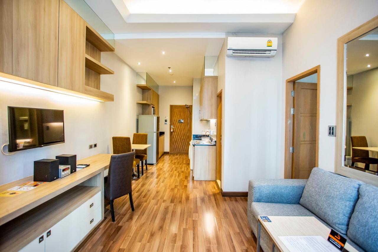 V Residence Бангкок Экстерьер фото