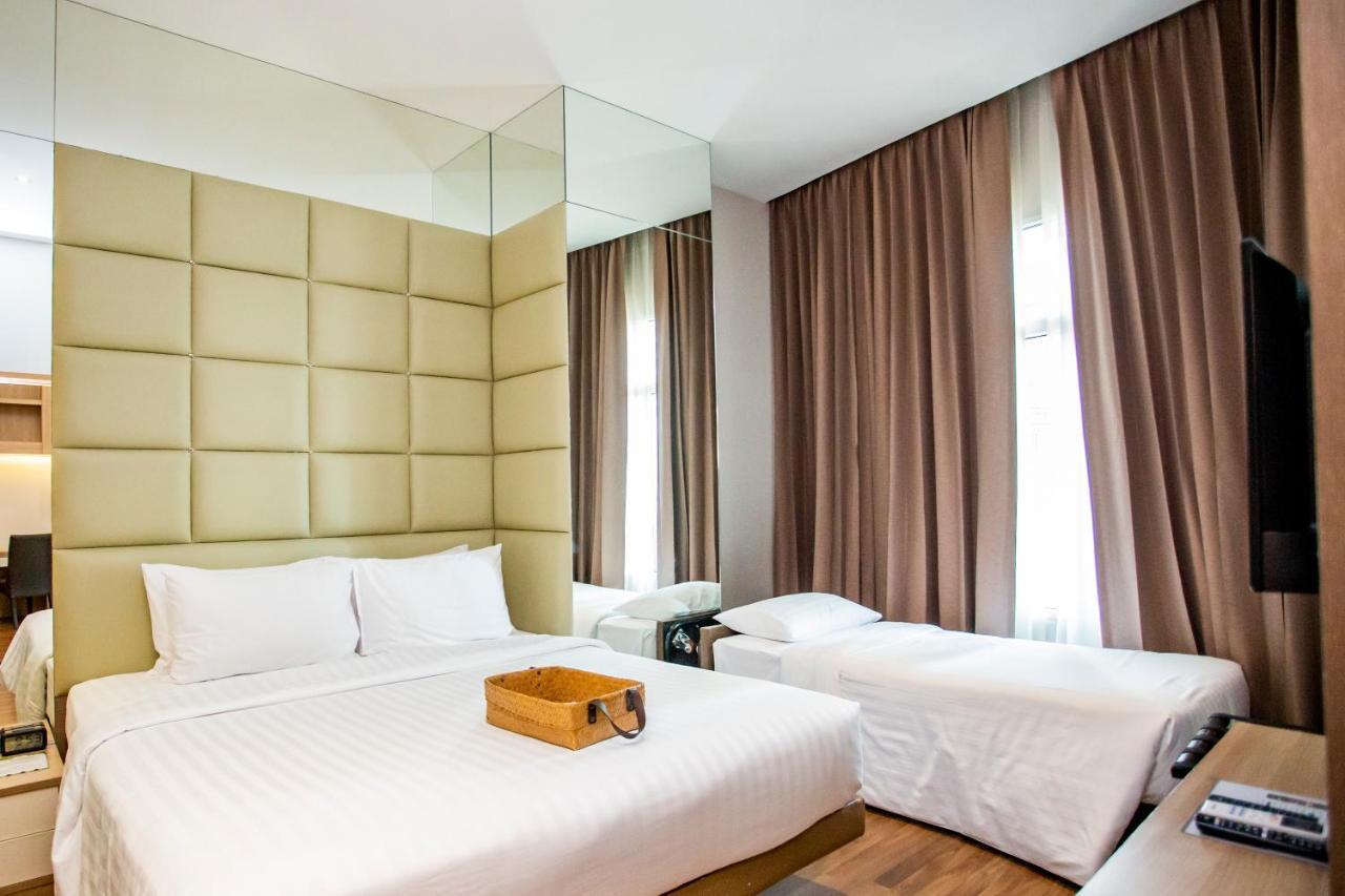 V Residence Бангкок Экстерьер фото